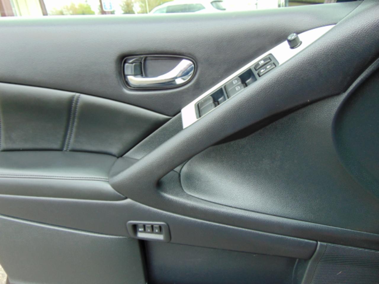 Nissan Murano SL AWD 2012
