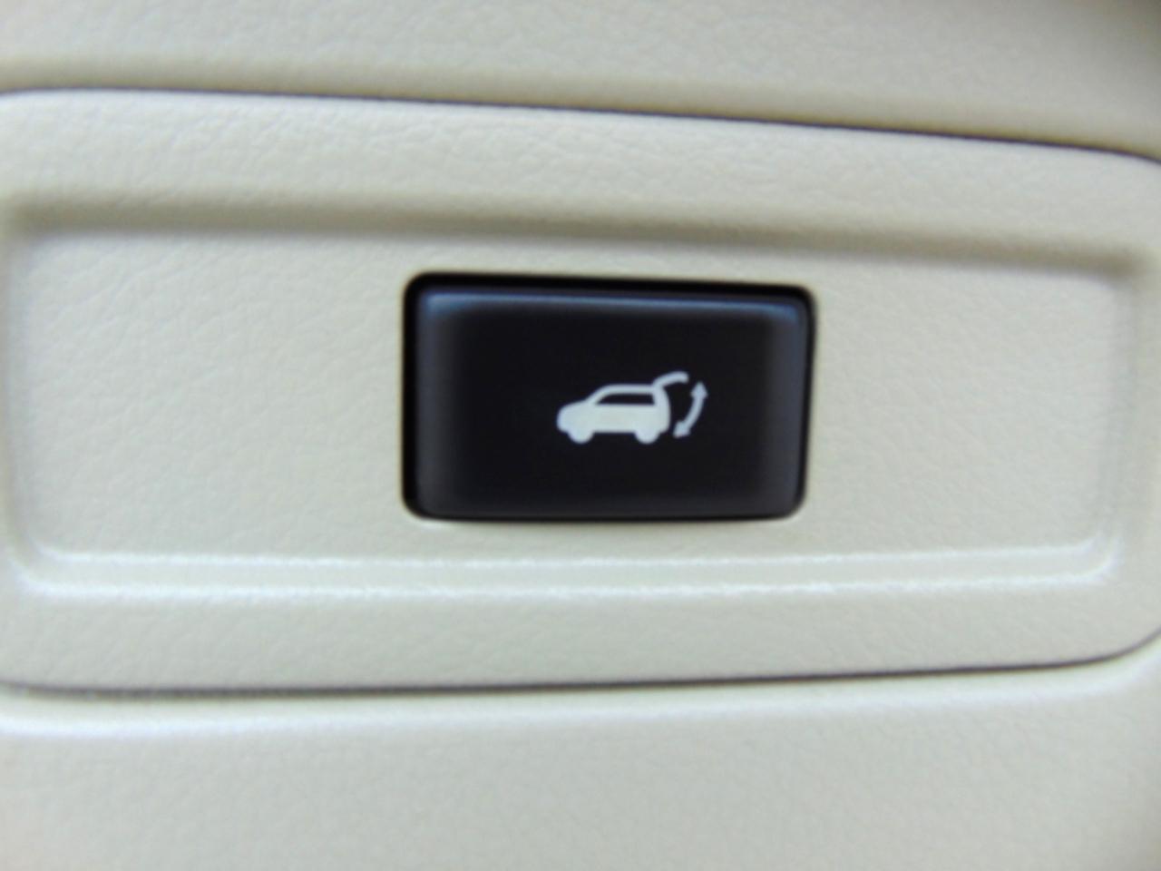Nissan Murano SL AWD 2012