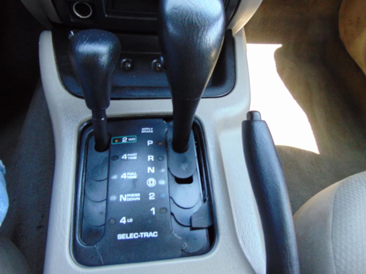 Jeep Grand Cherokee Laredo 4WD 2003