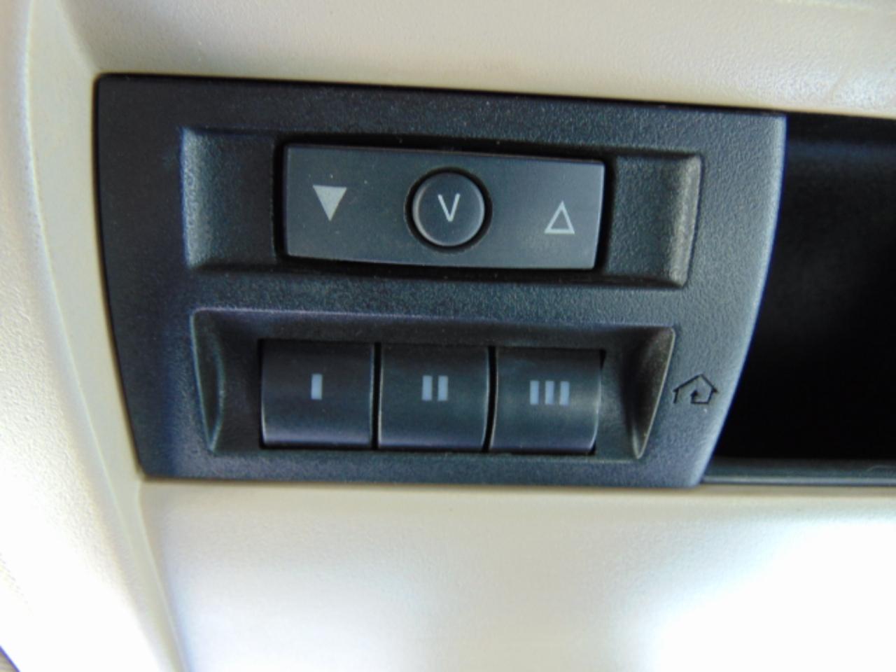 Jeep Commander Limited 4WD 2006