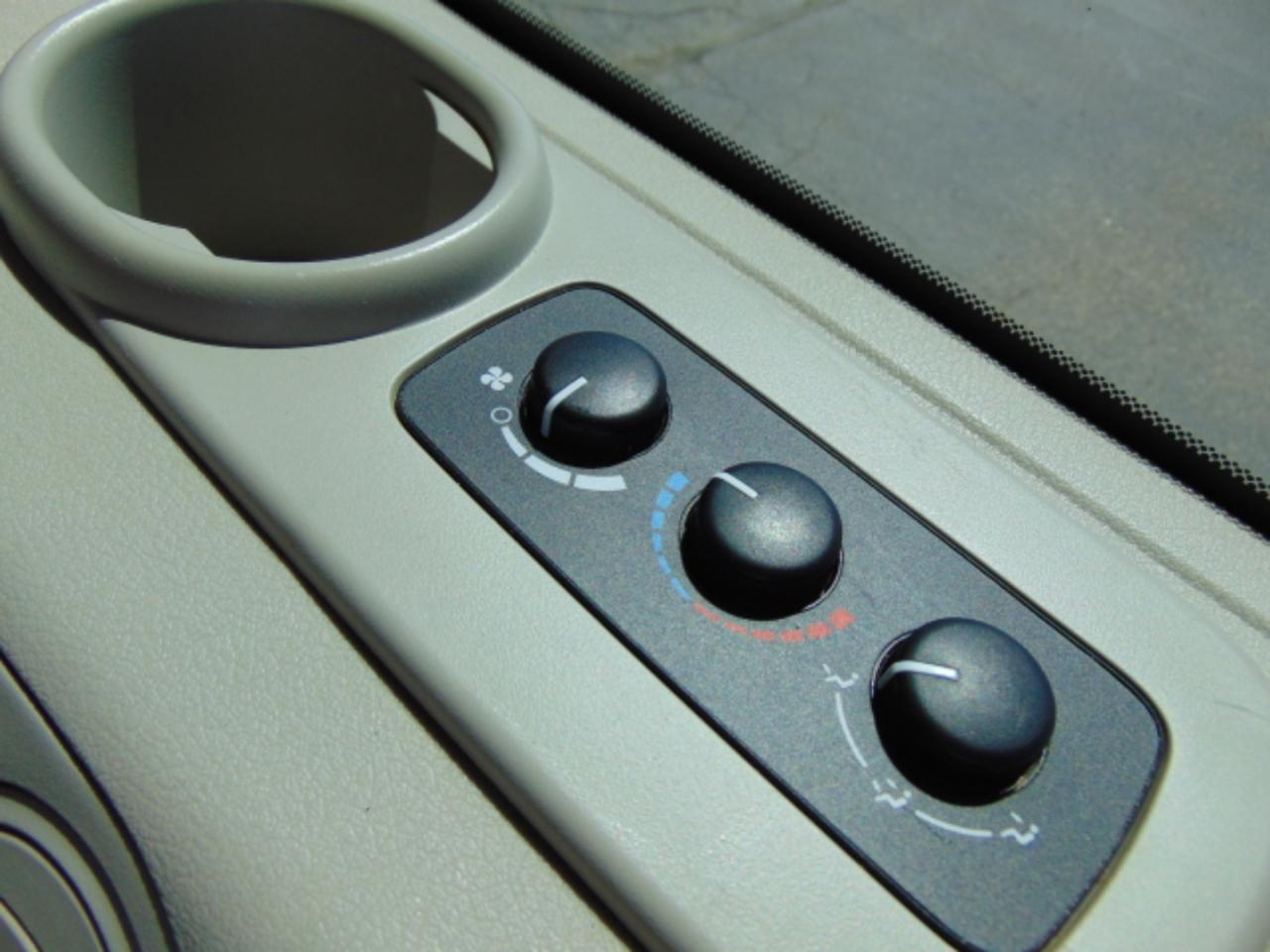 Jeep Commander Limited 4WD 2006