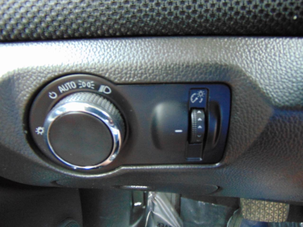 Chevrolet Cruze 1LT 2011