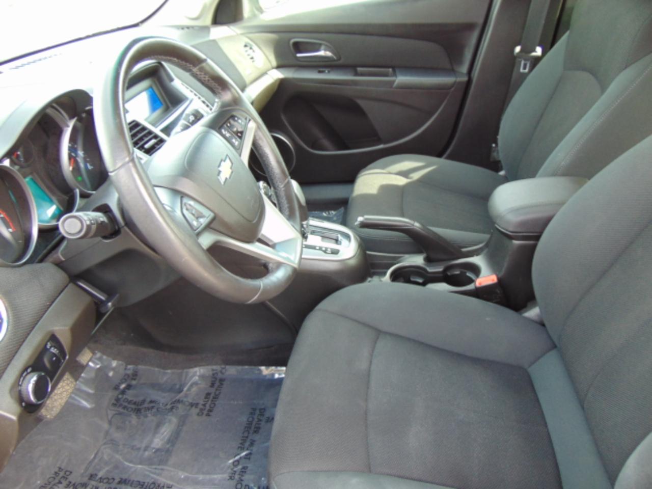Chevrolet Cruze 1LT 2011