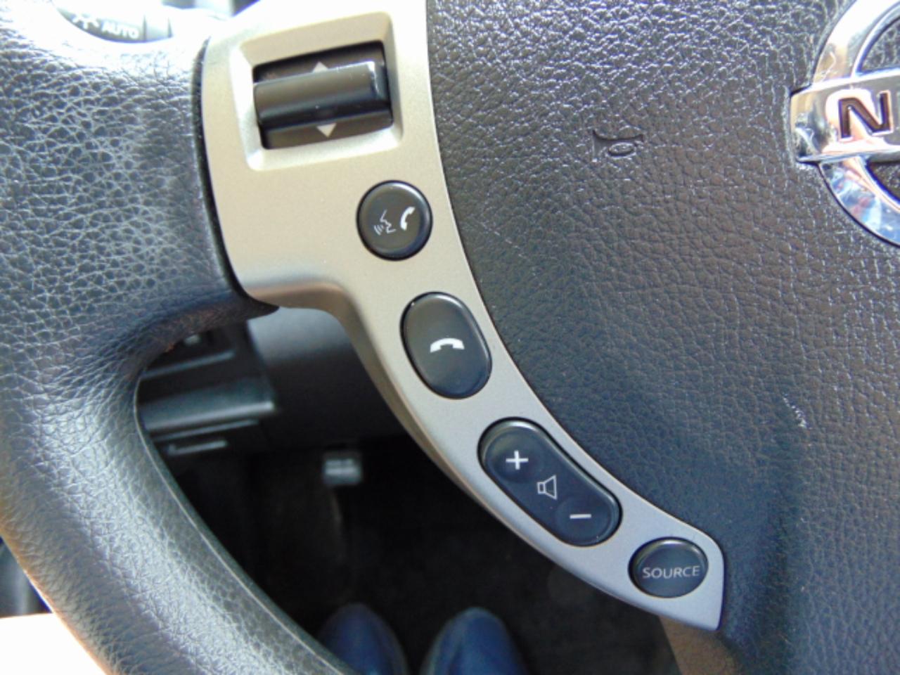 Nissan Rogue SV AWD 2013