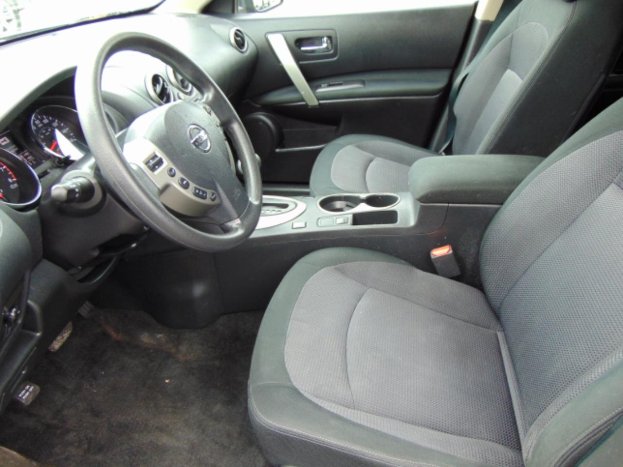 Nissan Rogue SV AWD 2013