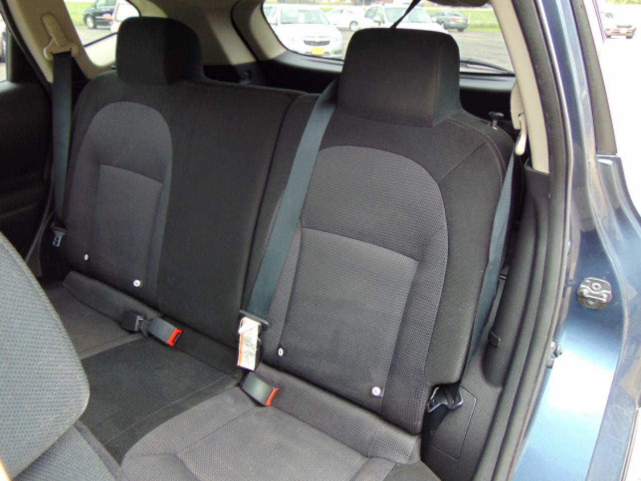 Nissan Rogue SV AWD 2013