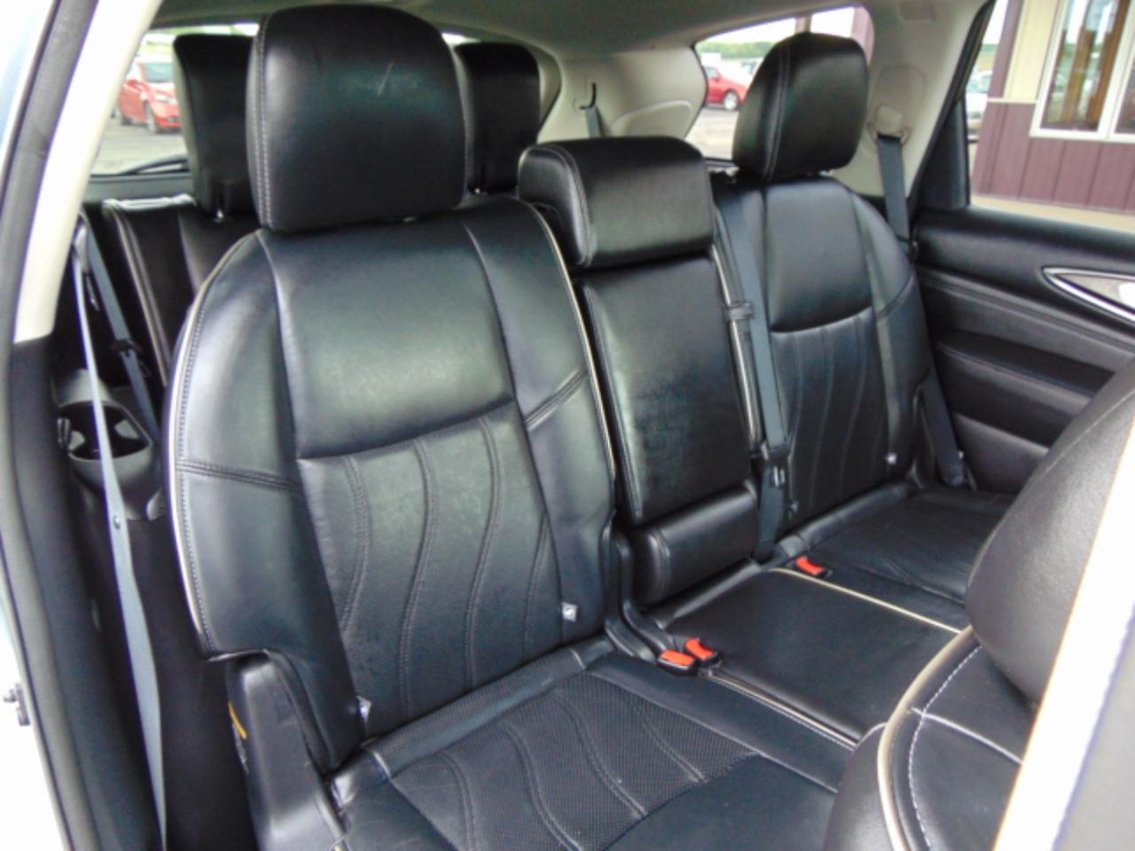 Infiniti QX60 Base AWD 2016