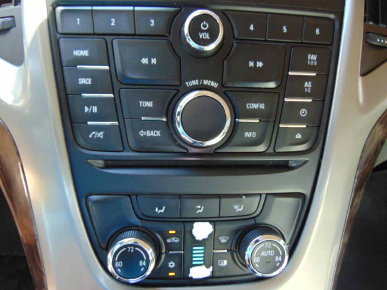 Buick Verano Base 2013