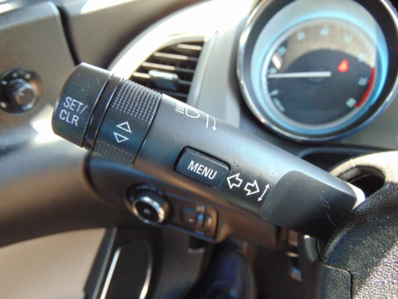 Buick Verano Base 2013