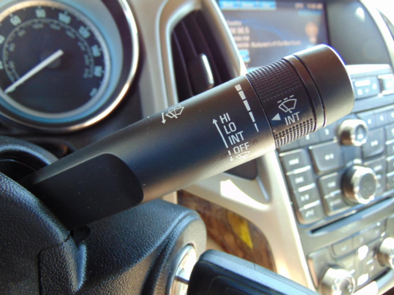 Buick Verano Base 2013