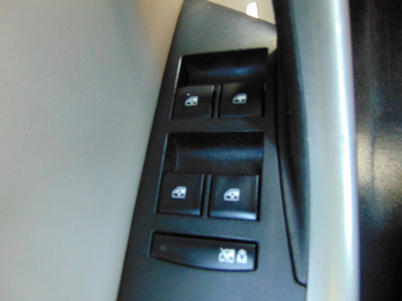 Buick Verano Base 2013