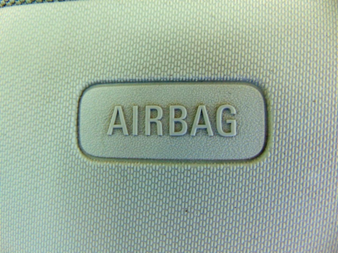 Buick Verano Base 2013