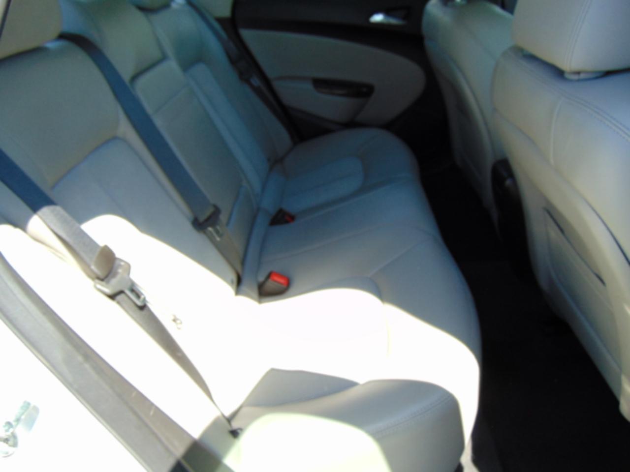 Buick Verano Base 2013