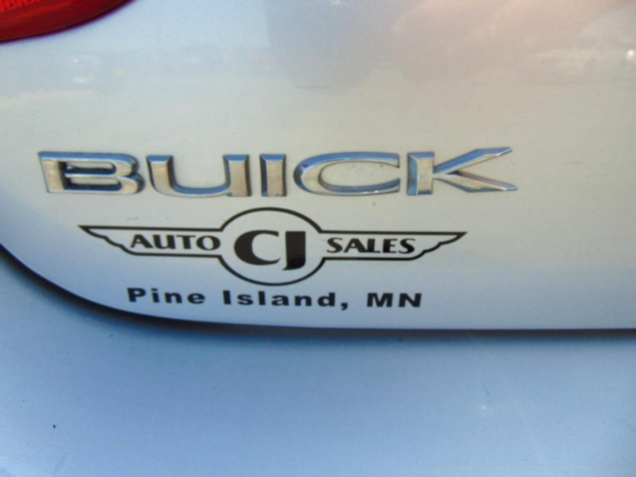 Buick Verano Base 2013