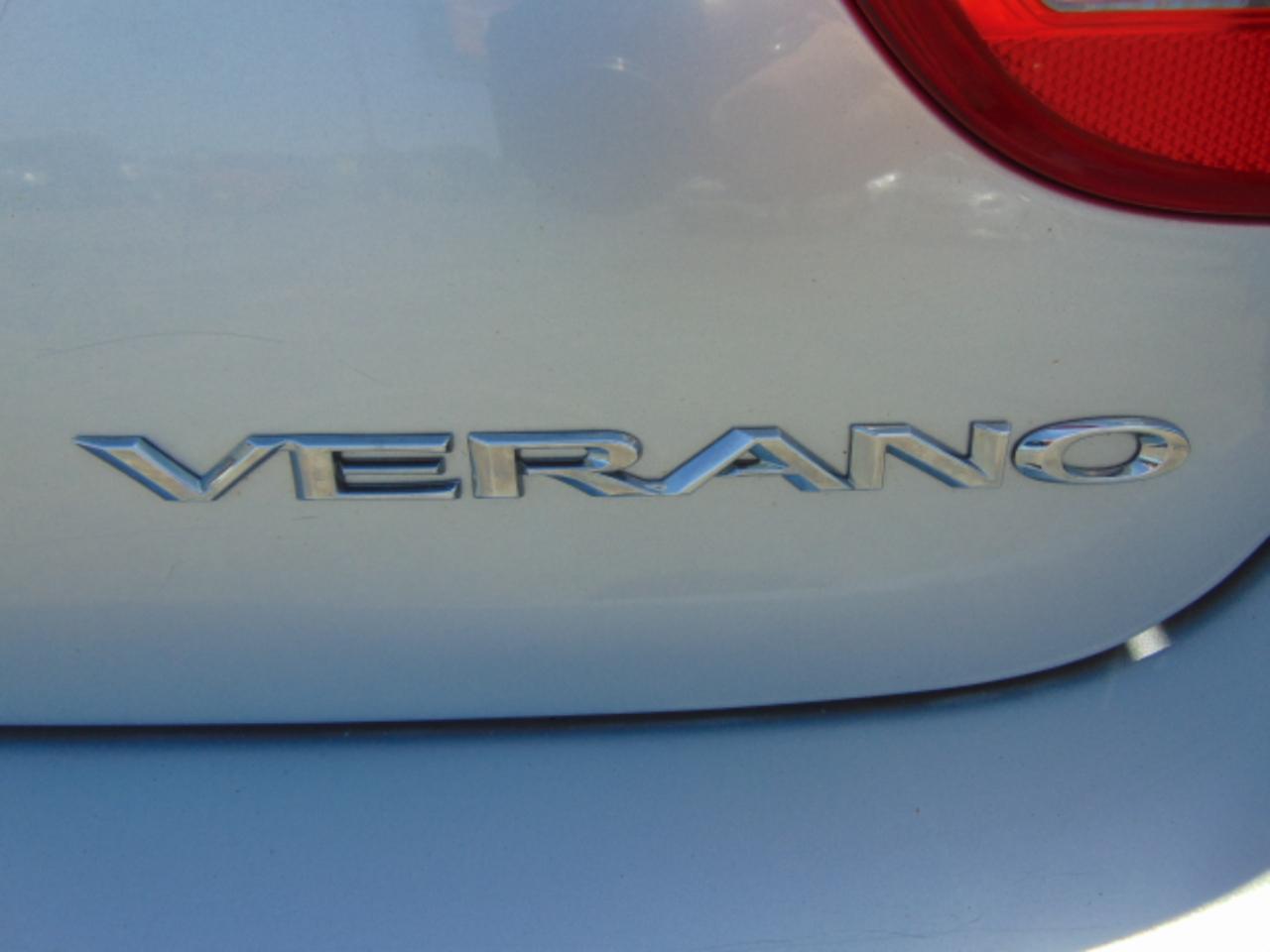 Buick Verano Base 2013