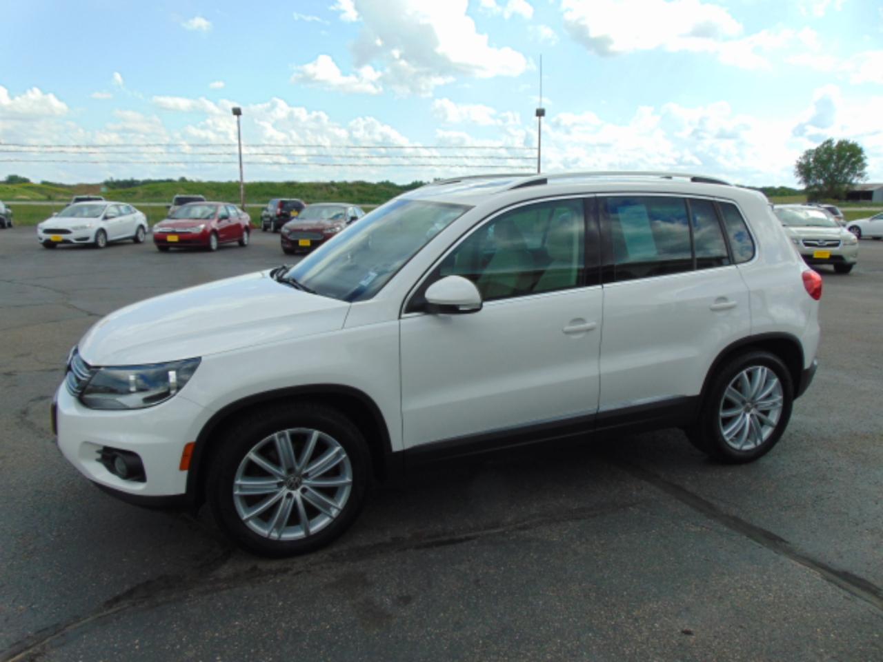Volkswagen Tiguan  2012