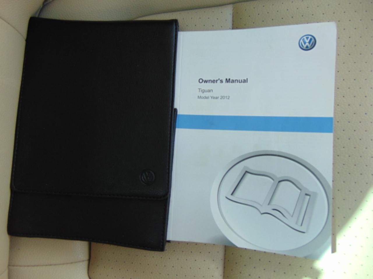 Volkswagen Tiguan  2012