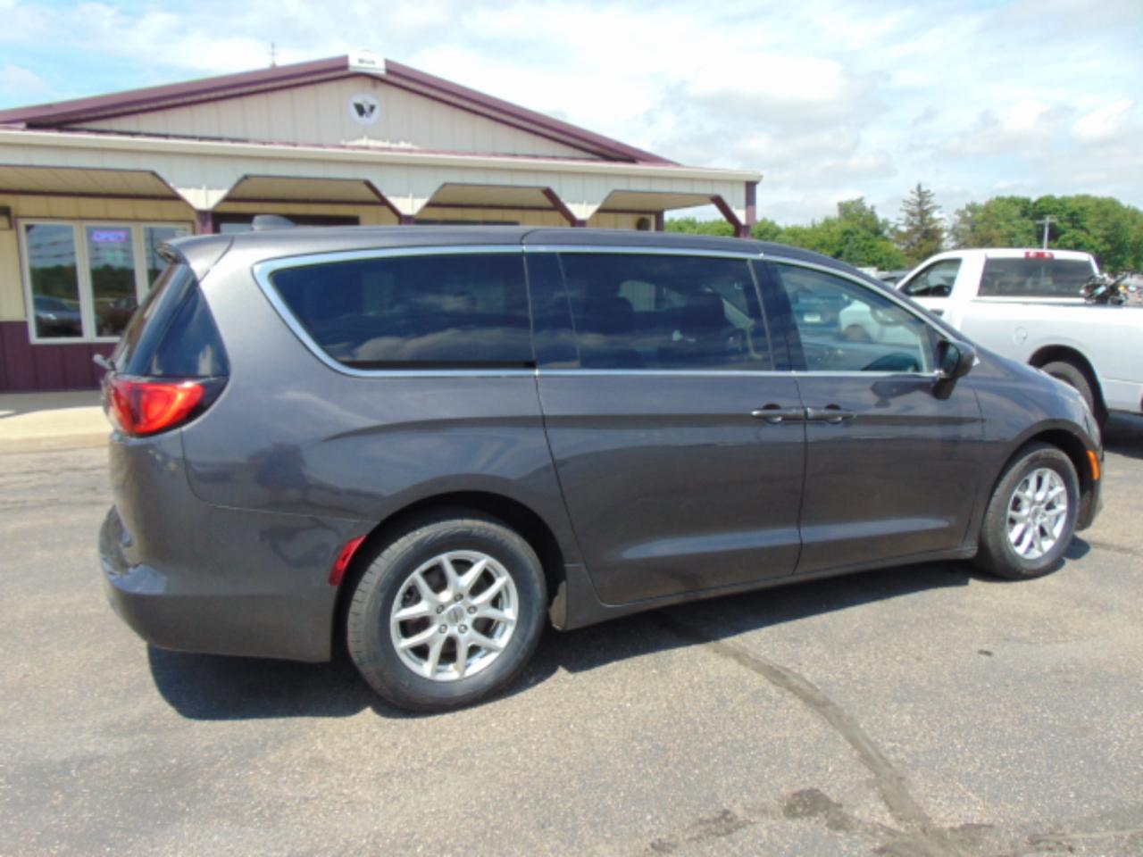 Chrysler Voyager LX 2021