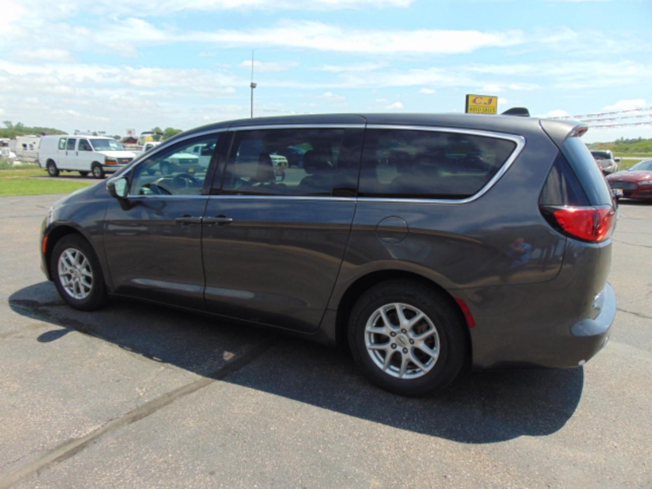 Chrysler Voyager LX 2021