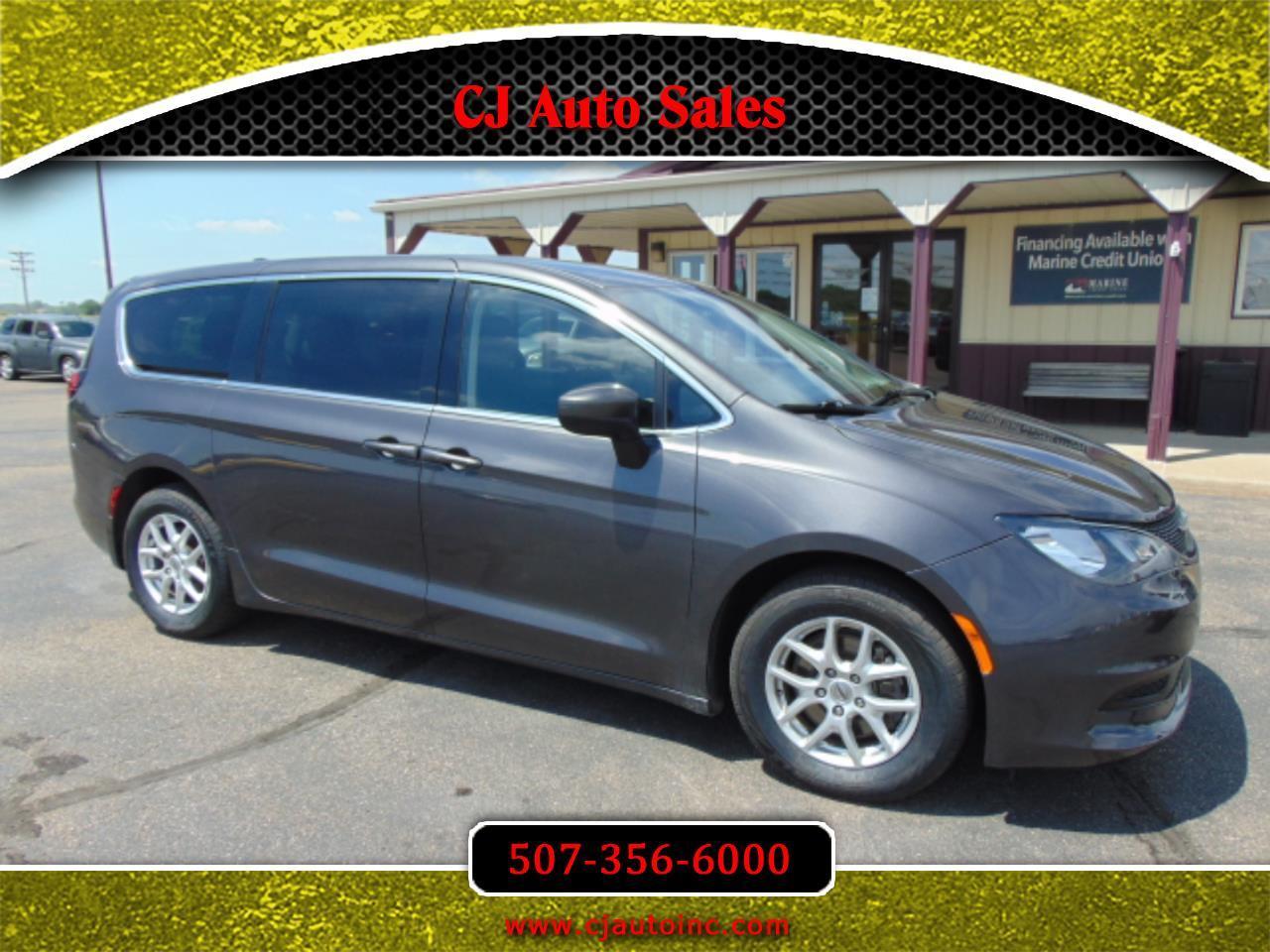 Chrysler Voyager LX 2021