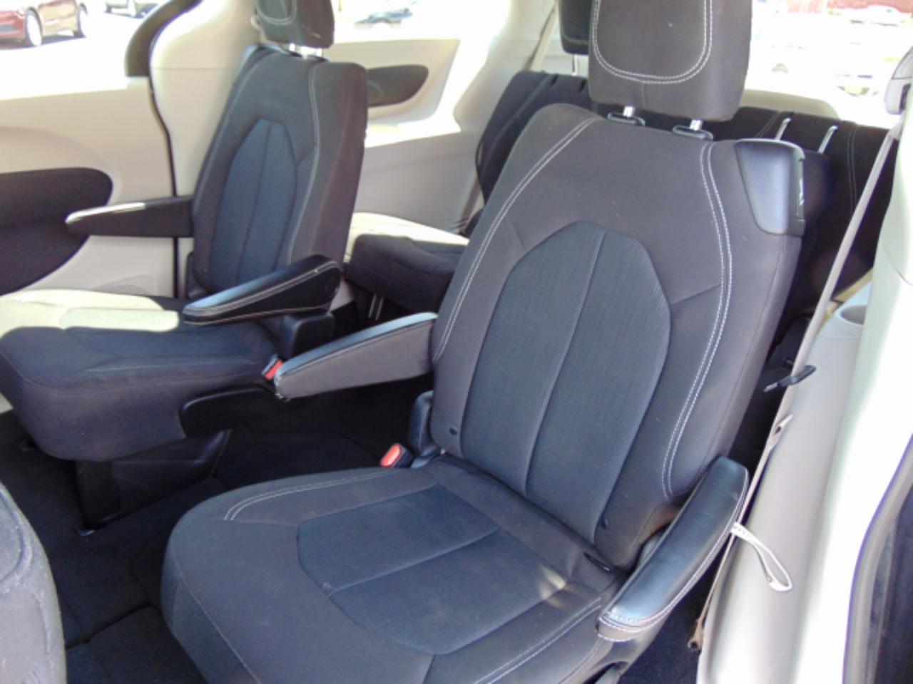 Chrysler Voyager LX 2021