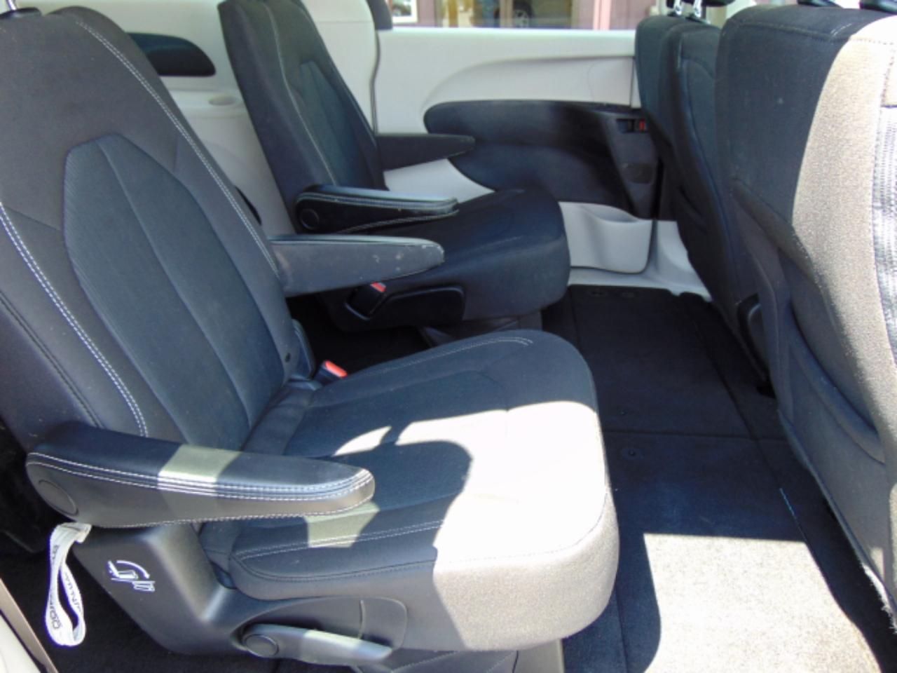 Chrysler Voyager LX 2021