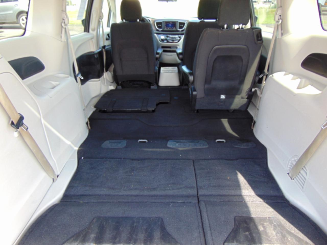 Chrysler Voyager LX 2021