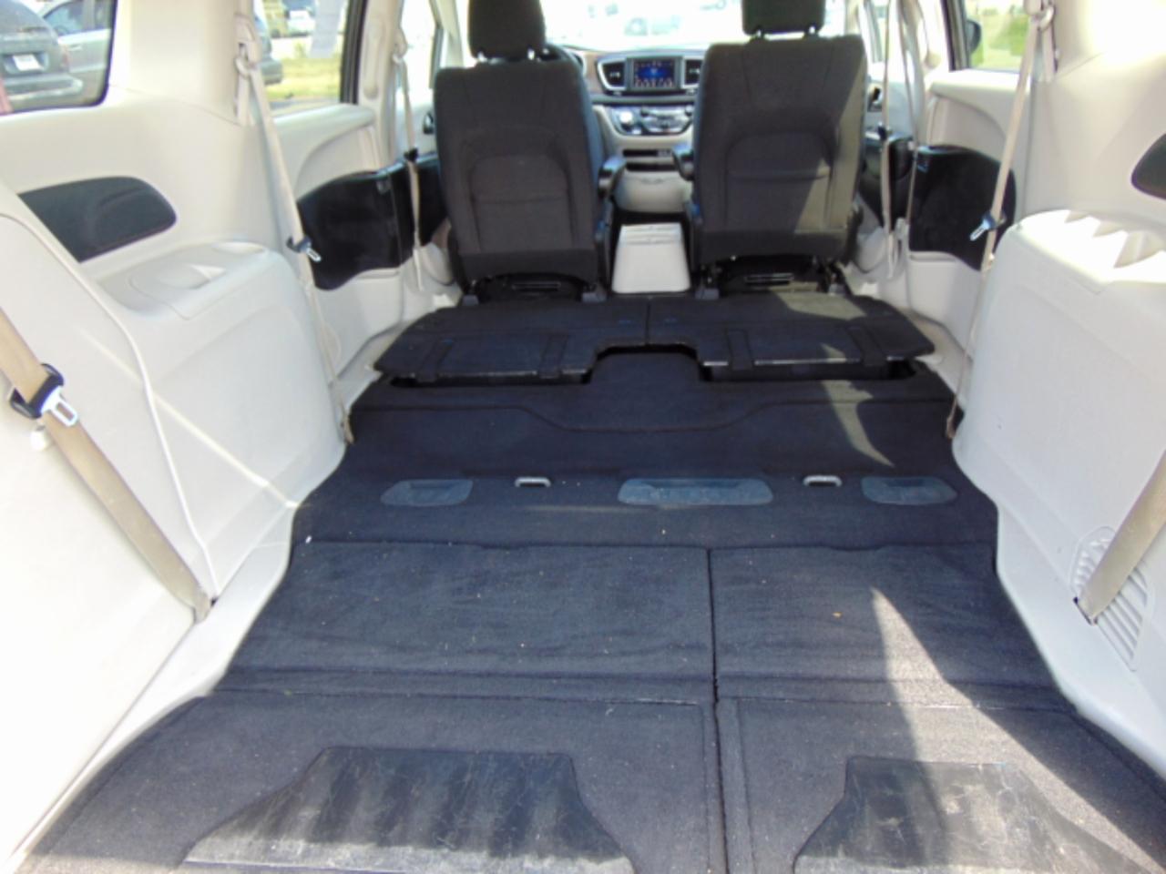 Chrysler Voyager LX 2021