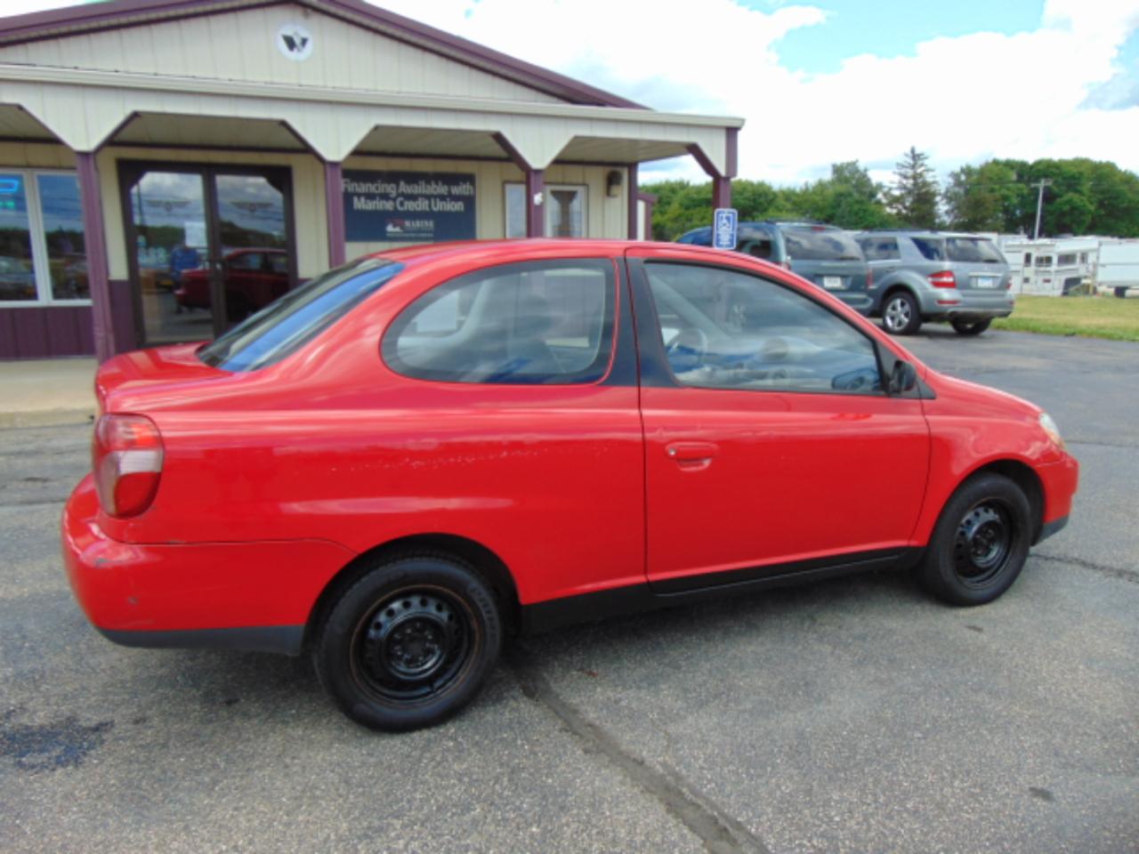 Toyota ECHO 2-Door Sedan 2002