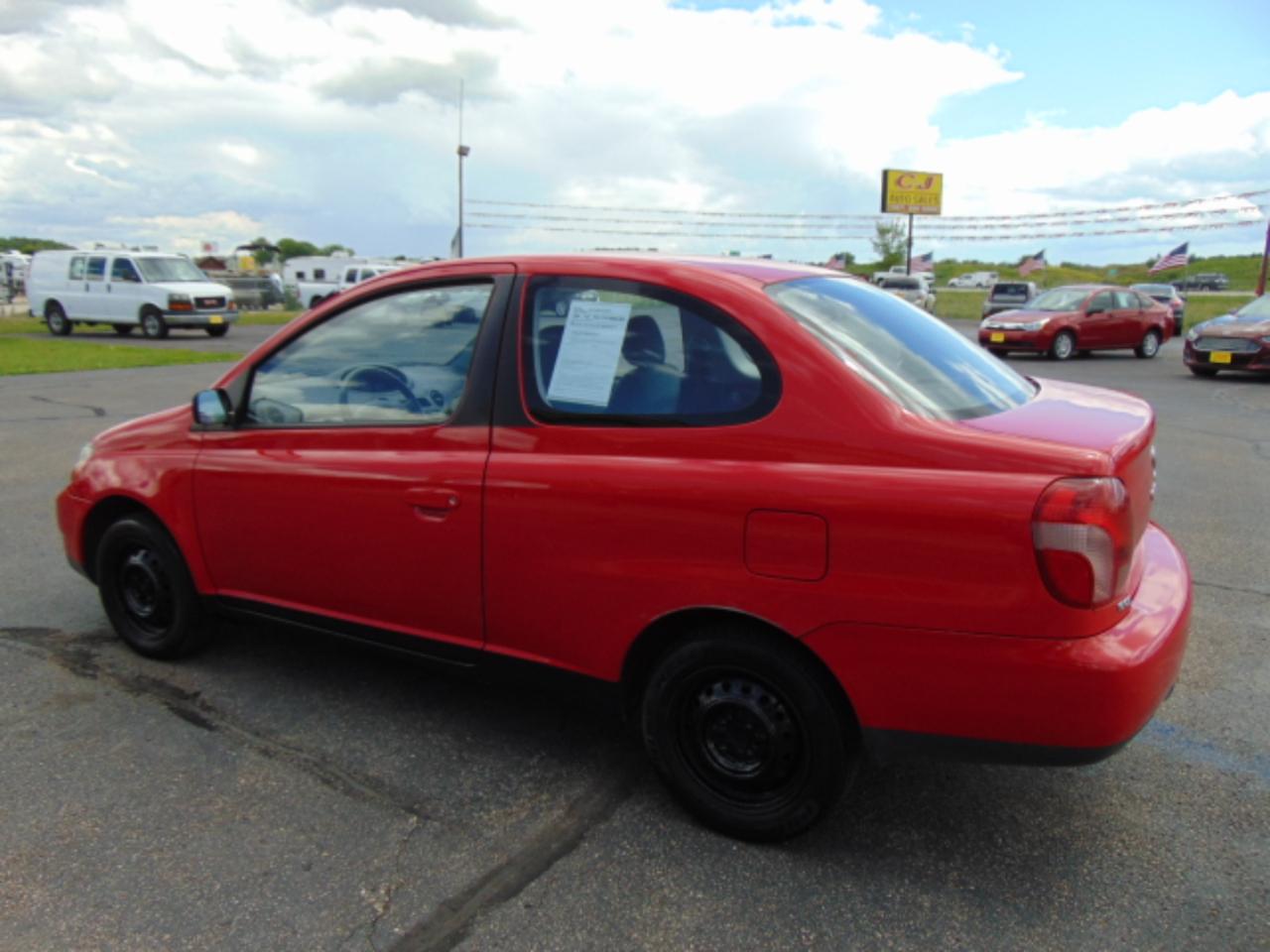 Toyota ECHO 2-Door Sedan 2002
