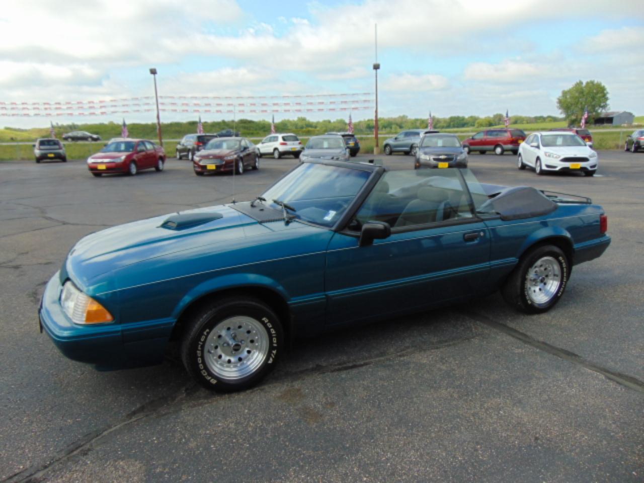 Ford Mustang LX convertible 1993