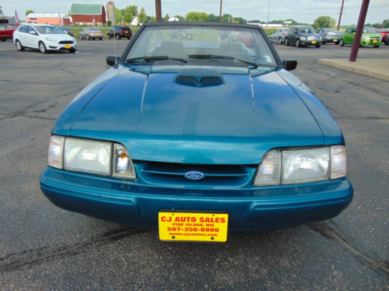 Ford Mustang LX convertible 1993