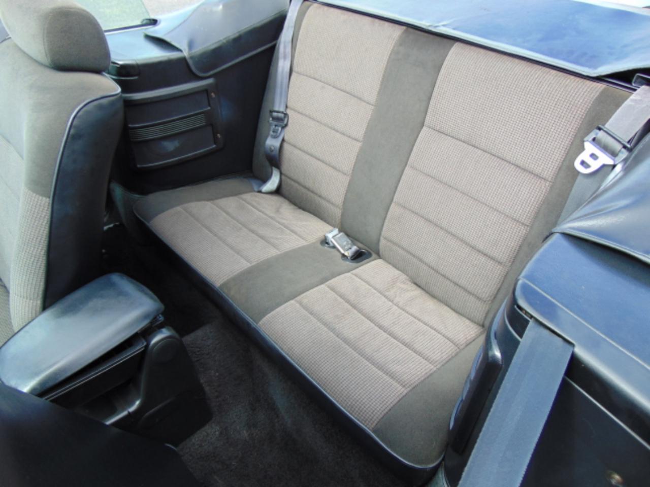 Ford Mustang LX convertible 1993