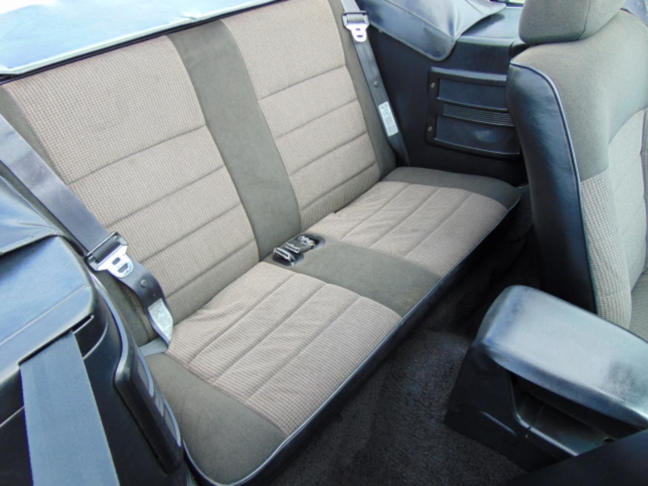 Ford Mustang LX convertible 1993