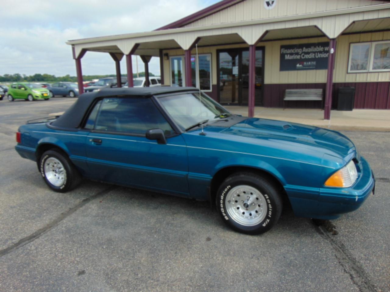 Ford Mustang LX convertible 1993