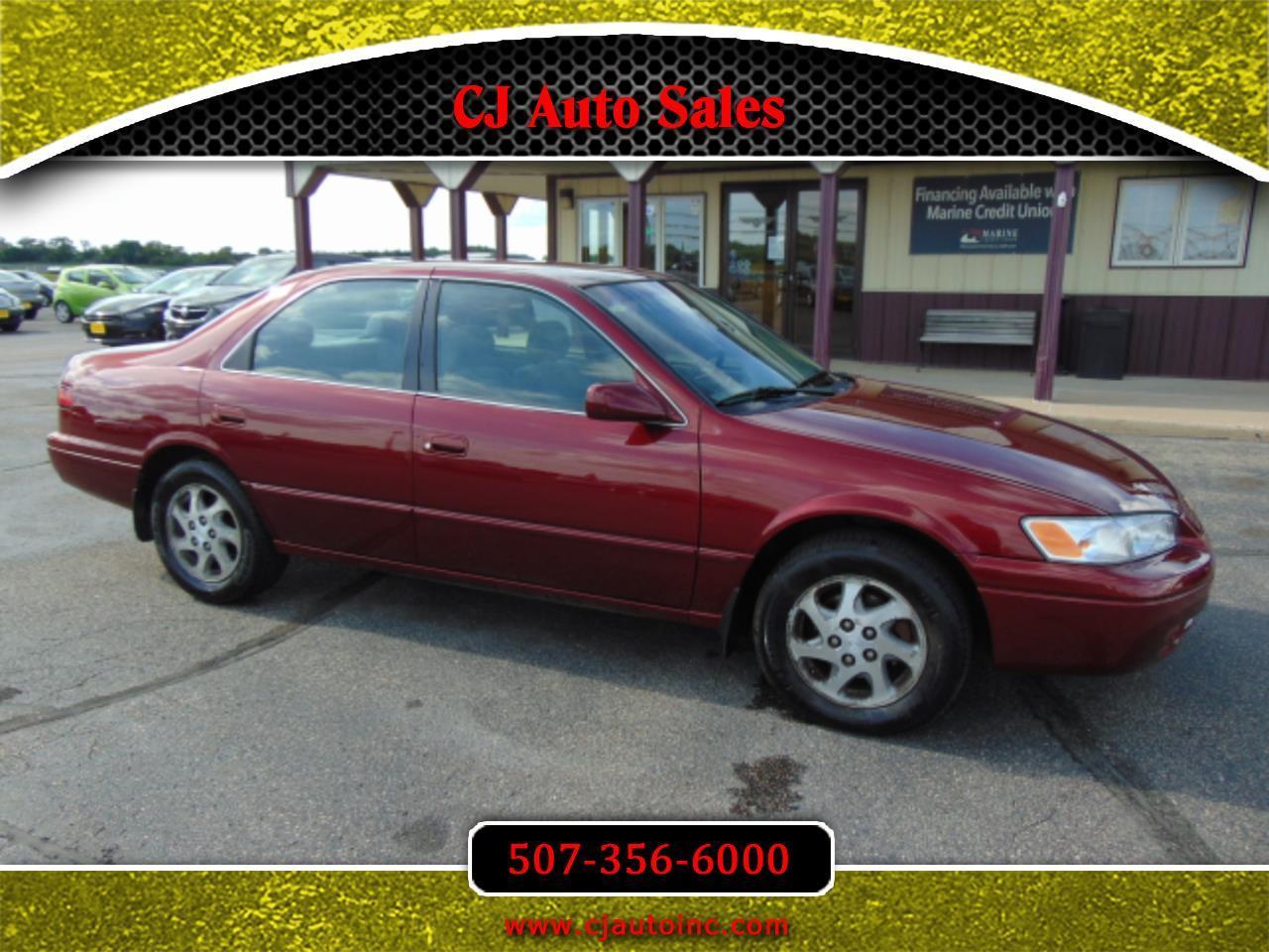 Toyota Camry LE V6 1999