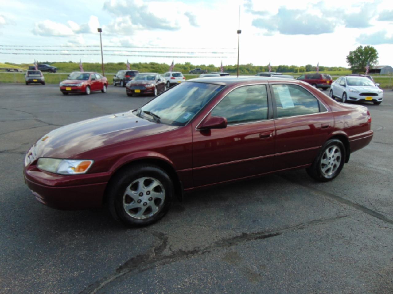Toyota Camry LE V6 1999