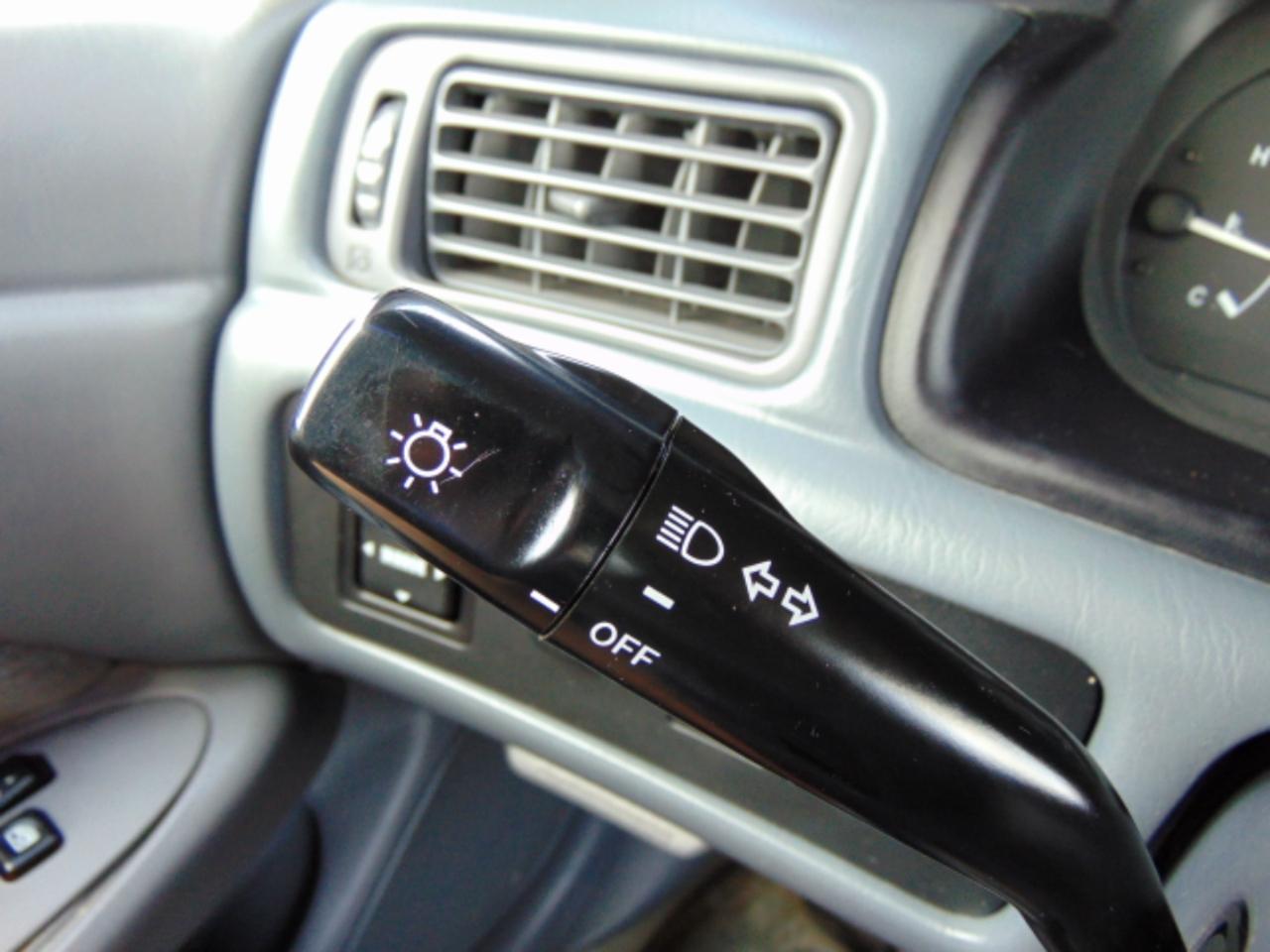 Toyota Camry LE V6 1999