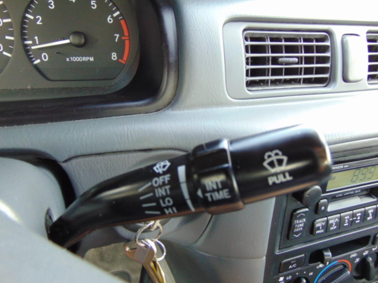 Toyota Camry LE V6 1999