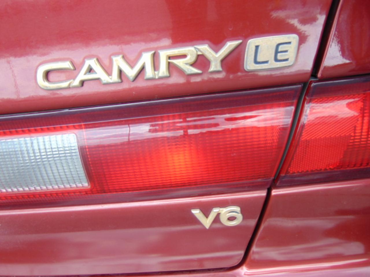 Toyota Camry LE V6 1999