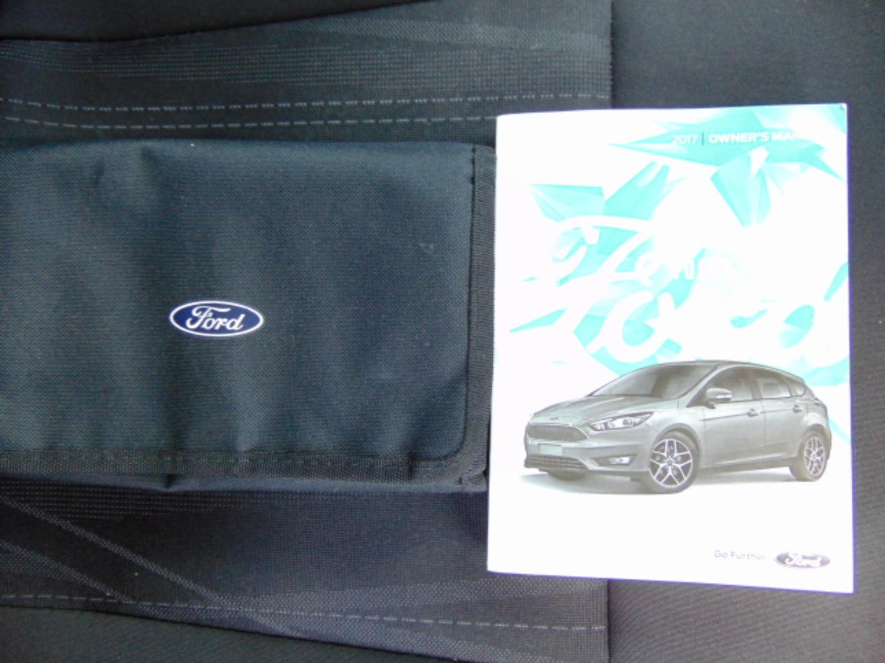 Ford Focus S Sedan 2017