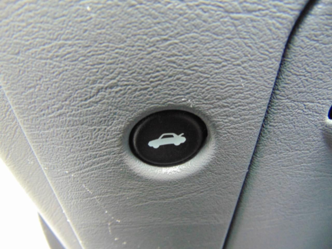 Saturn ION 2 Sedan Automatic 2007