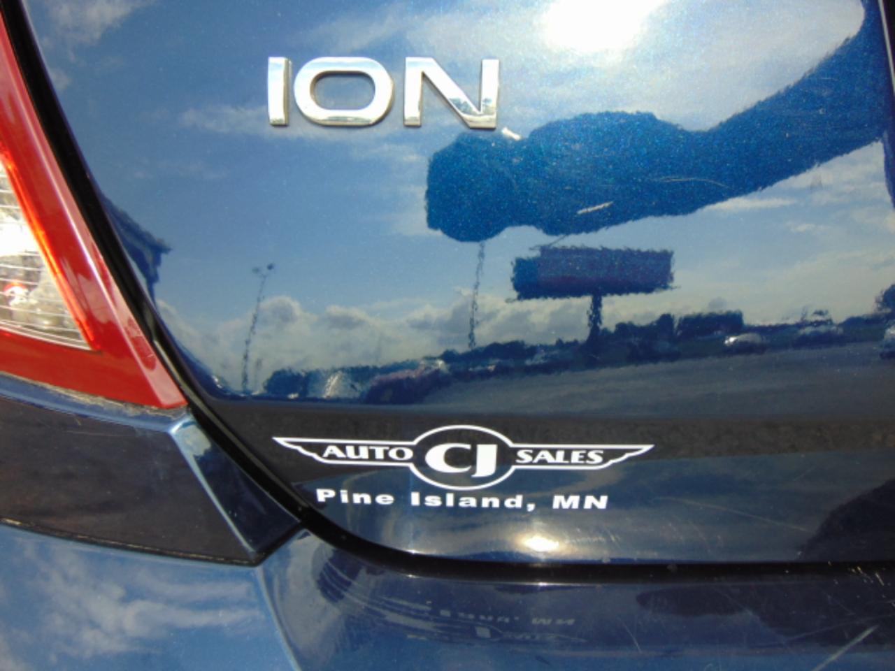 Saturn ION 2 Sedan Automatic 2007