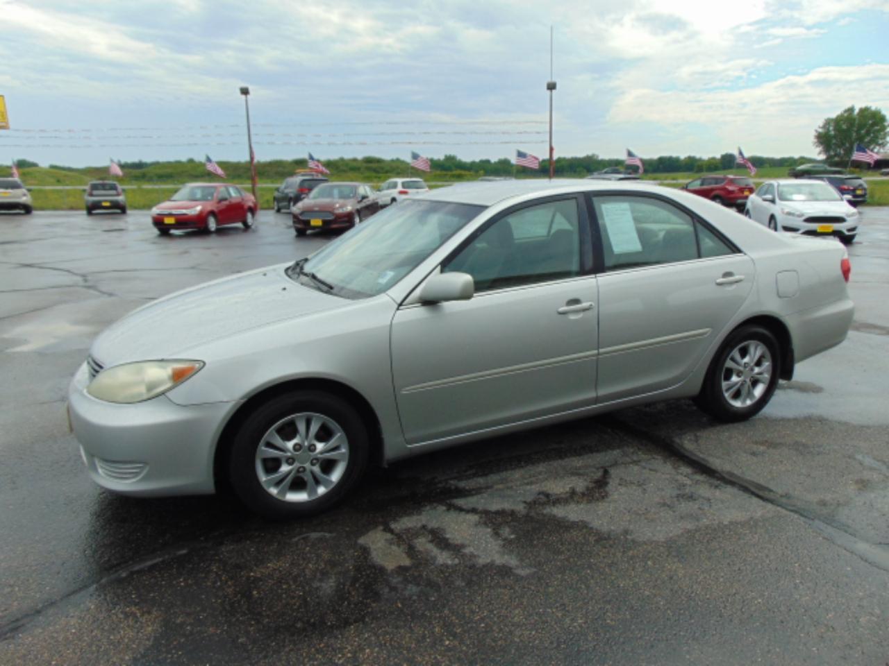 Toyota Camry LE V6 2005