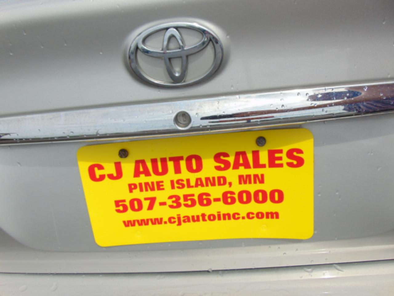 Toyota Camry LE V6 2005