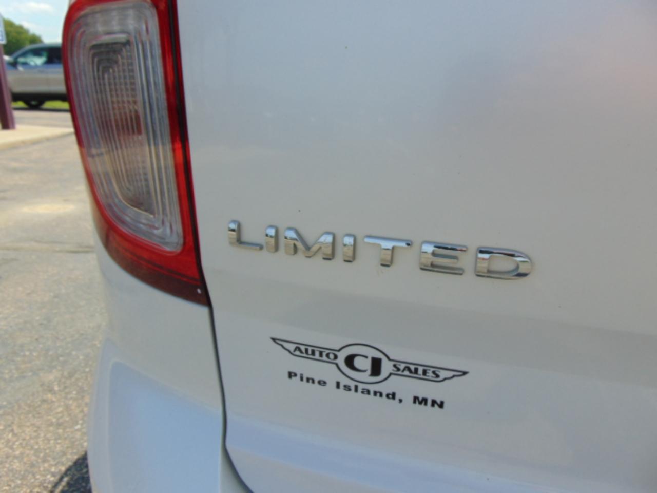 Ford Explorer Limited 4WD 2013