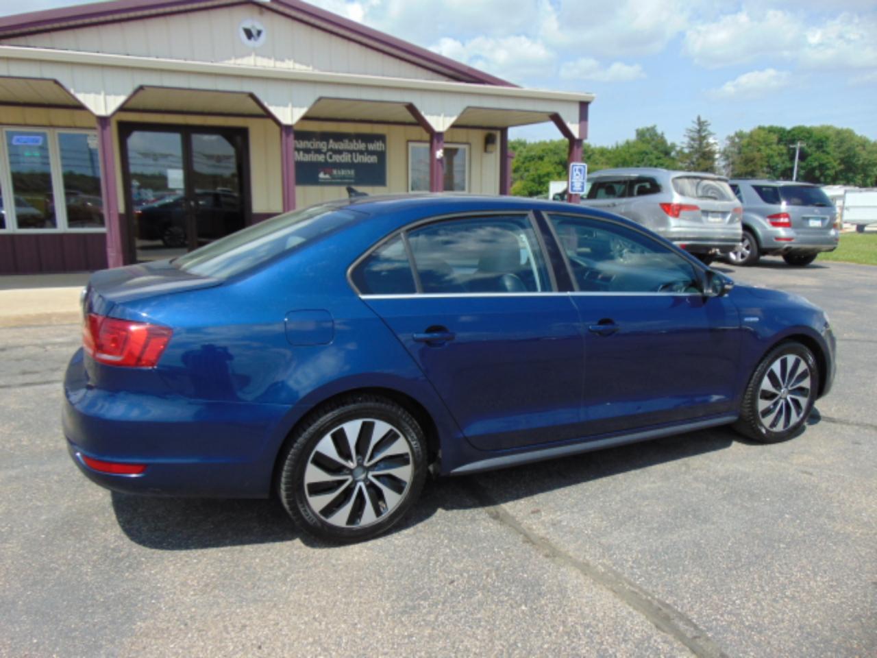 Volkswagen Jetta Hybrid Base 2013