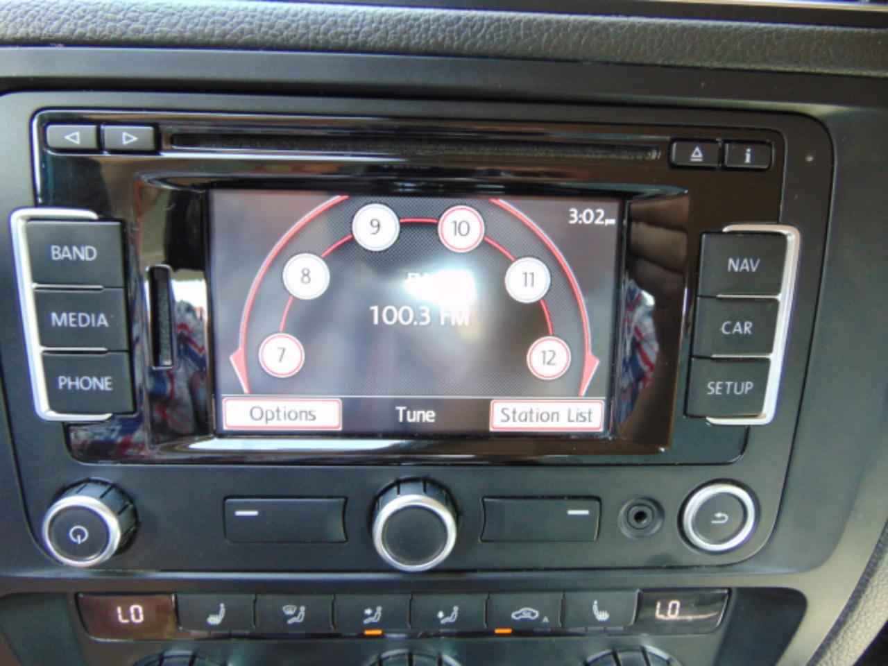 Volkswagen Jetta Hybrid Base 2013