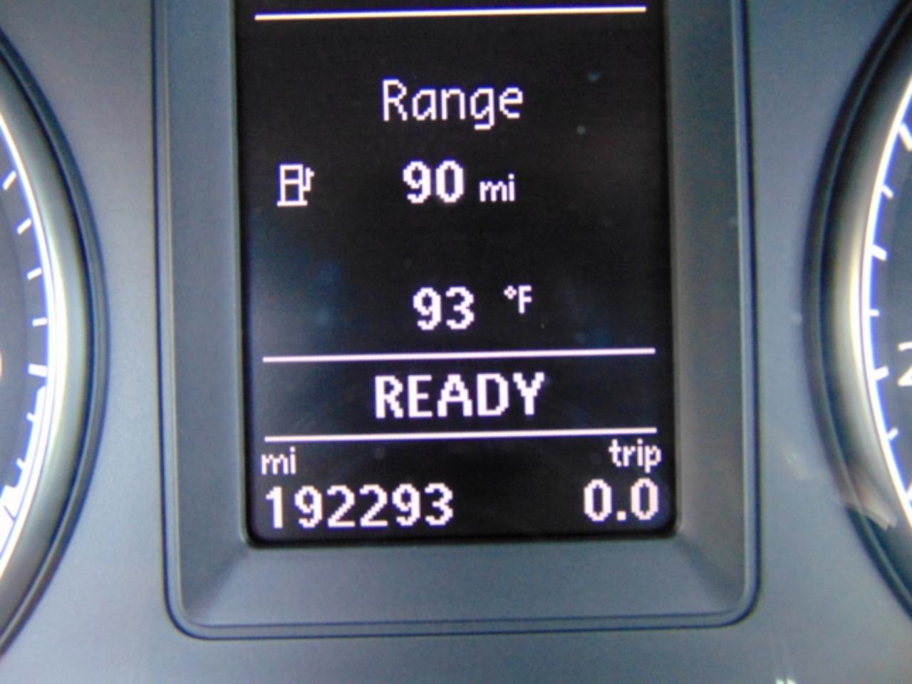 Volkswagen Jetta Hybrid Base 2013