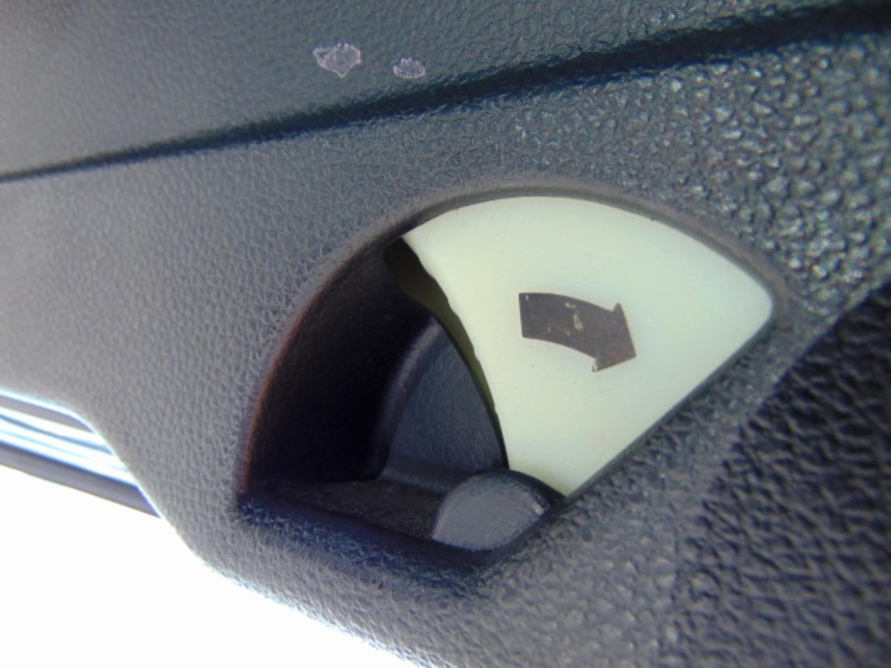 Volkswagen Jetta Hybrid Base 2013